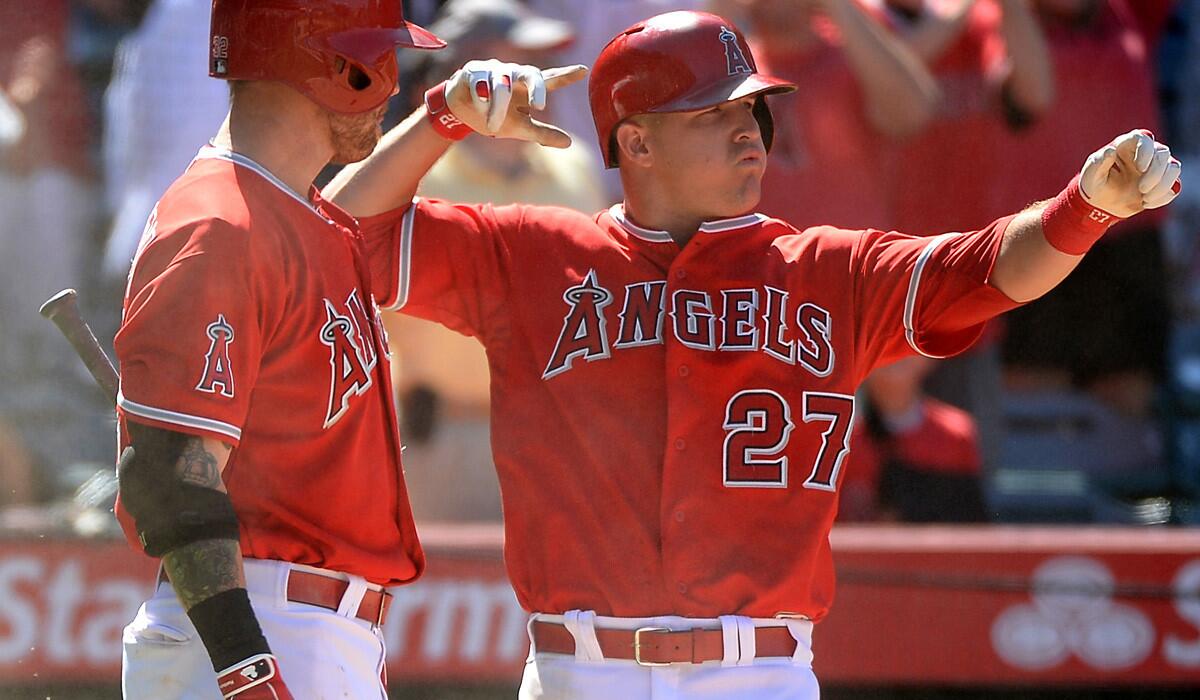 More bowhunting with Angels center fielder Mike Trout.
