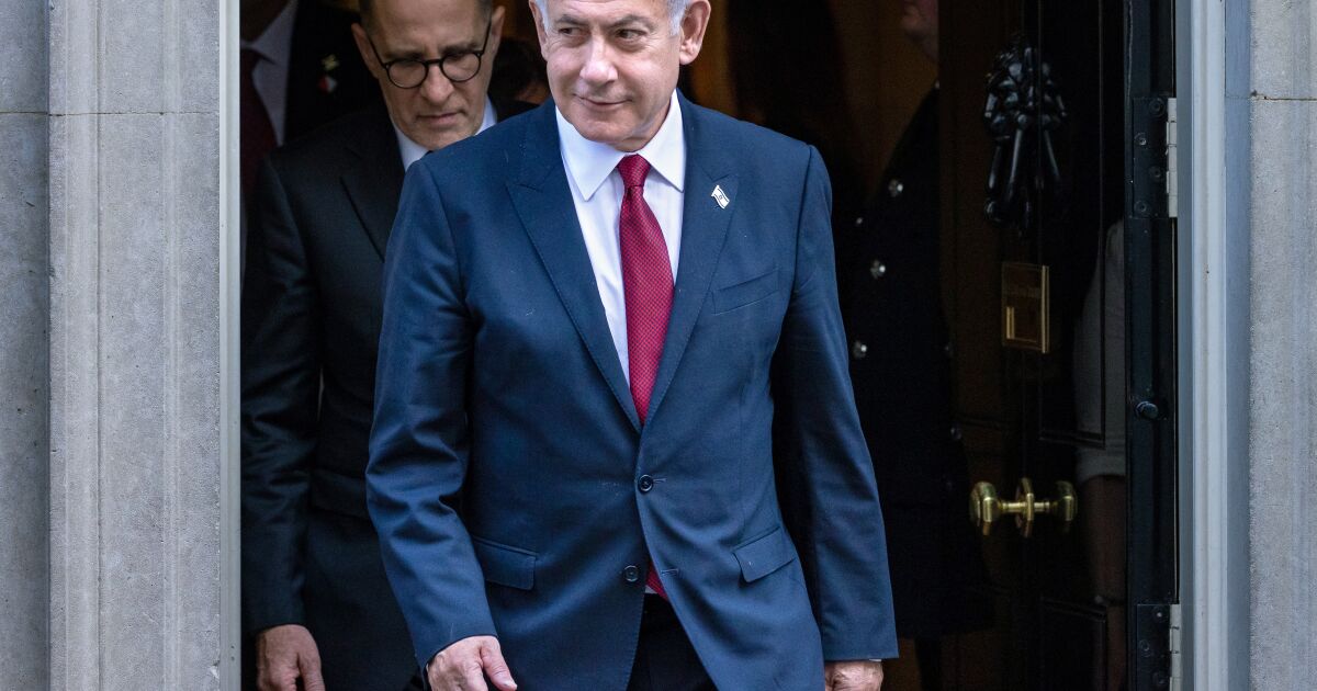 İsrail’in Netanyahu’su, hükümetinin başlattığı krizden kaçabilecek mi?