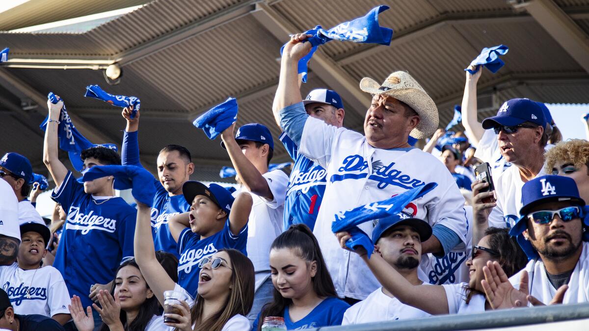 Los Angeles Dodgers: Fans should be upset if no move is made