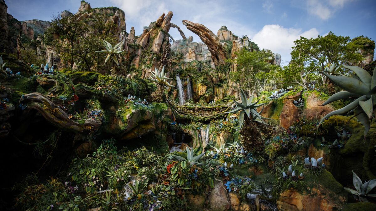 A look at the mountains of Pandora -- the World of Avatar.