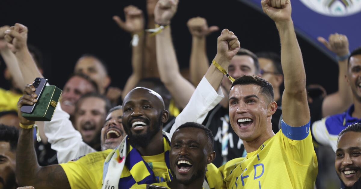 Cristiano Ronaldo de volta à Champions? Uefa cogita convidar Al-Nassr