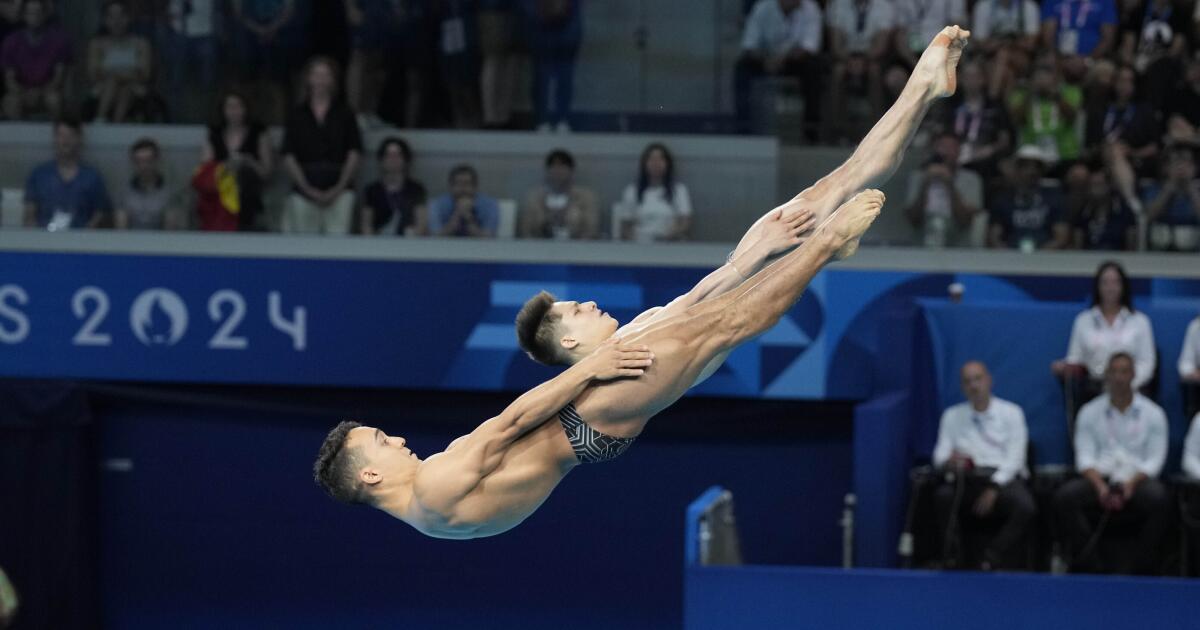 Osmar Olvera and Juan Celaya win silver medals for Mexico in diving at Paris Games