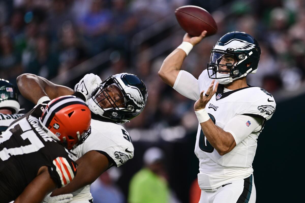 Backups Mariota, Thompson-Robinson struggle as starters rest in Eagles- Browns 18-18 preseason tie - The San Diego Union-Tribune