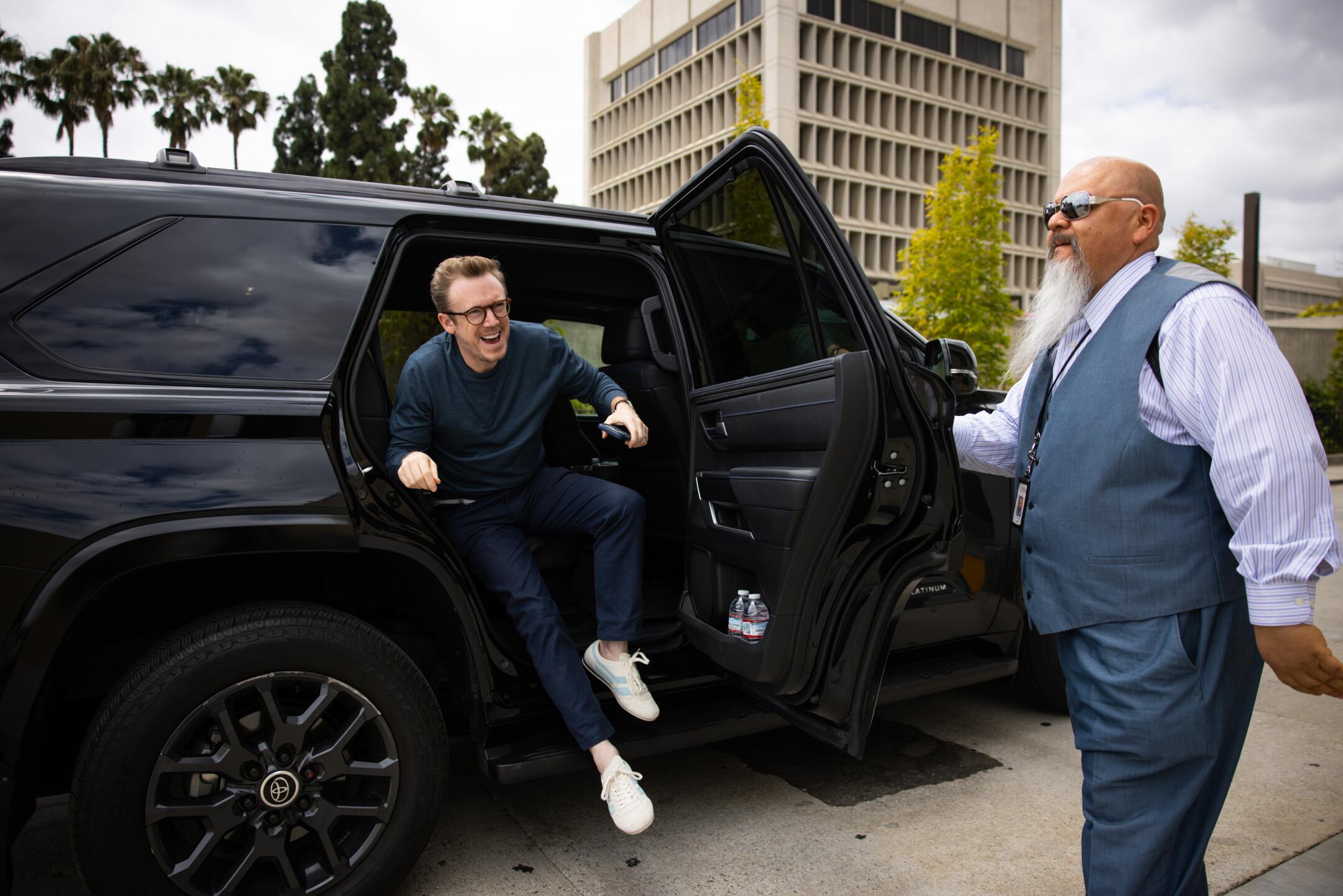 L.A. Phil's new music director, Daniel Harding, gets an L.A. welcome ...