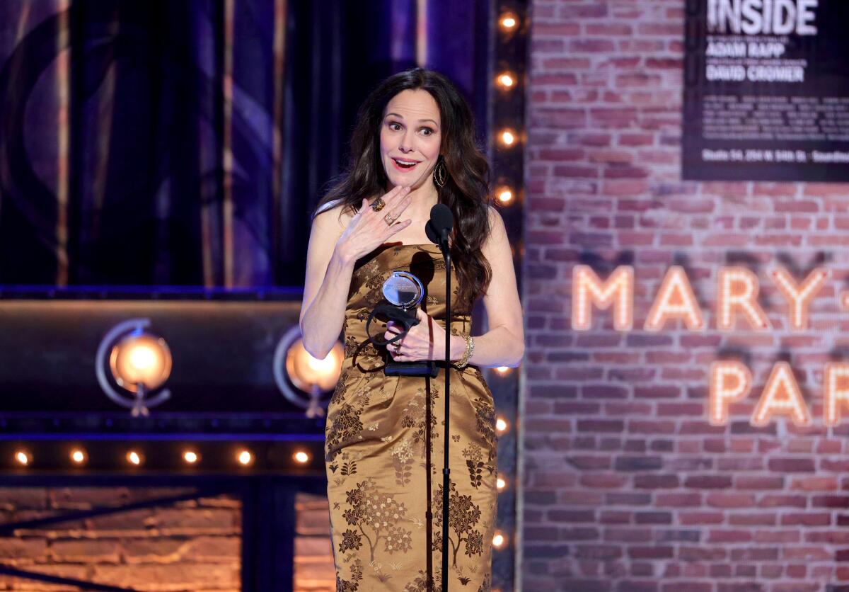 Mary-Louise Parker accepts Tony for lead actress in a play for "The Sound Inside."