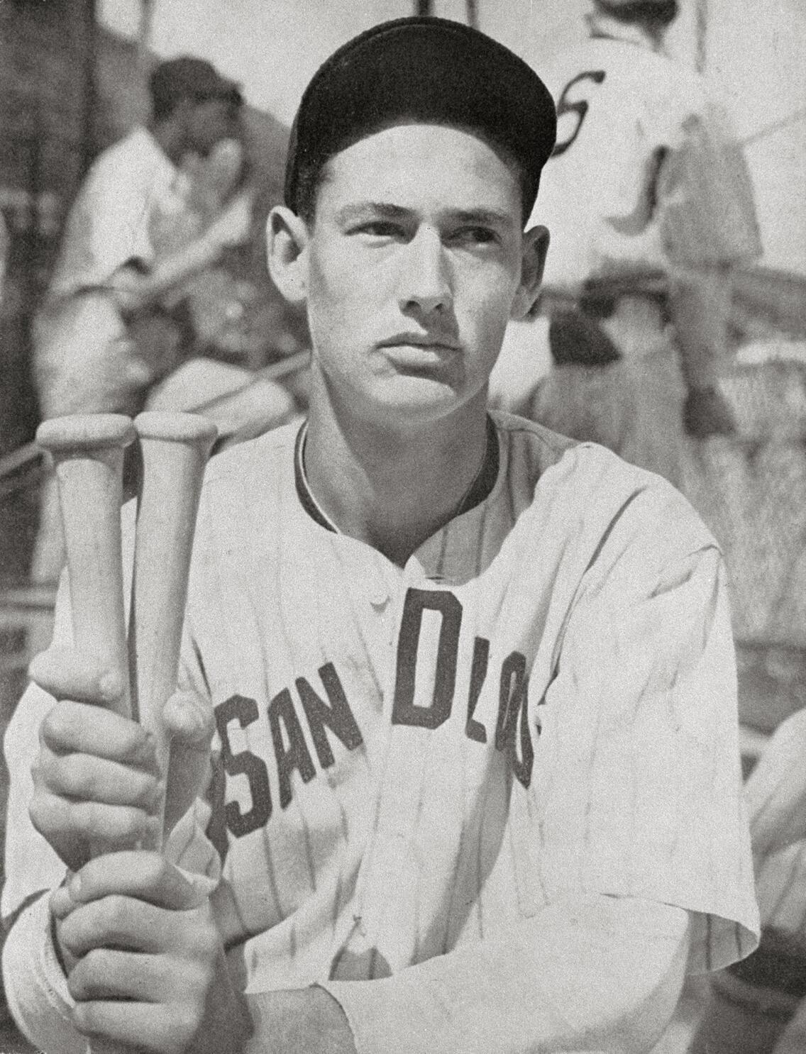 Padres history (June 26): Hoover High's Ted Williams stays close