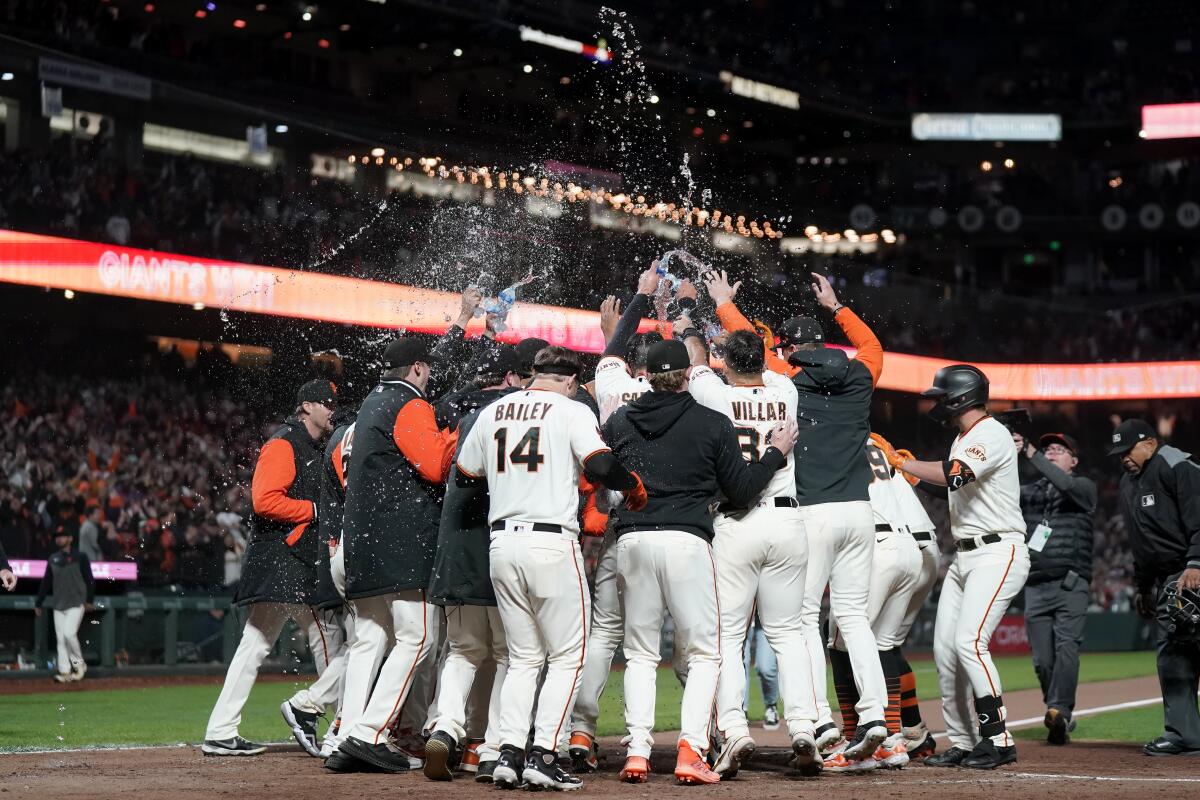 SF Giants win NINTH straight as Joc Pederson 'walks' off Padres 