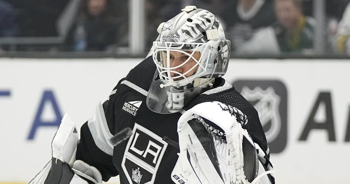 Elliott: Cam Talbot ‘exceeding expectations’ for the Kings on his show-me contract