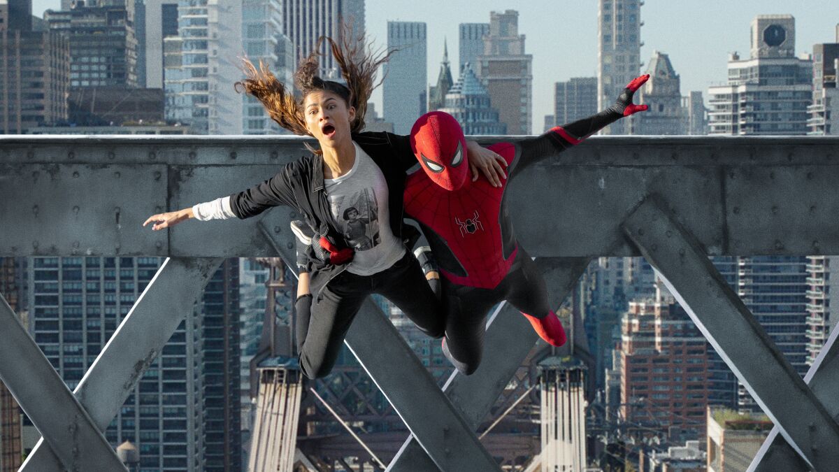 Spider-Man: No Way Home' review: Valentine for Spidey fans - Los Angeles  Times