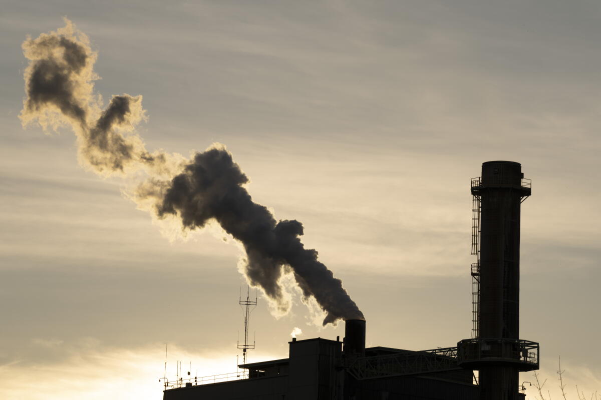 Pulp Tank Collapse Chemical tank implosion in Washington leaves unknown number dead - Los ...