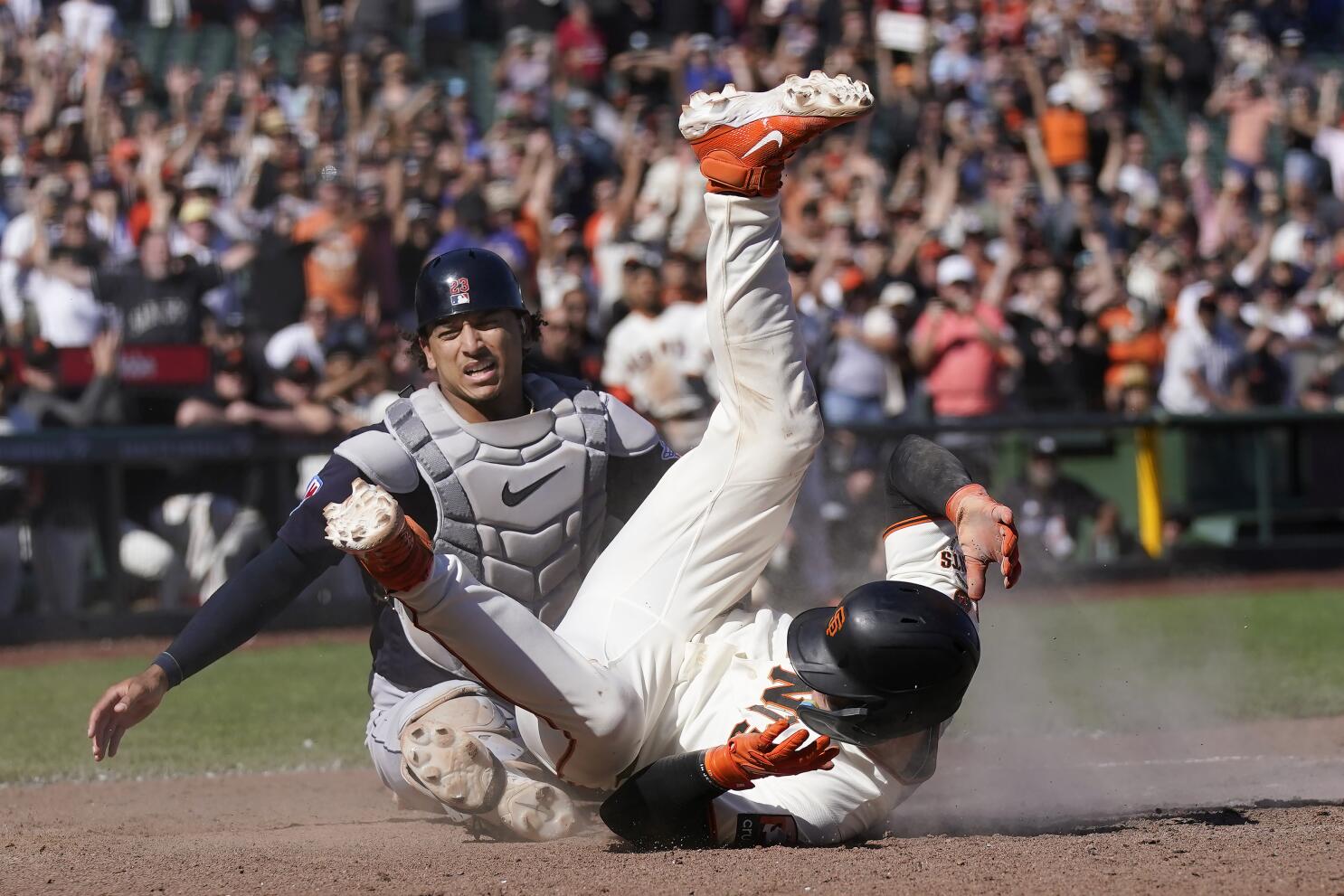 August 26 2023 San Francisco CA, U.S.A. San Francisco first baseman Wilmer  Flores (41)rounds the bases after hitting a two run homer in the third  inning during the MLB game between the