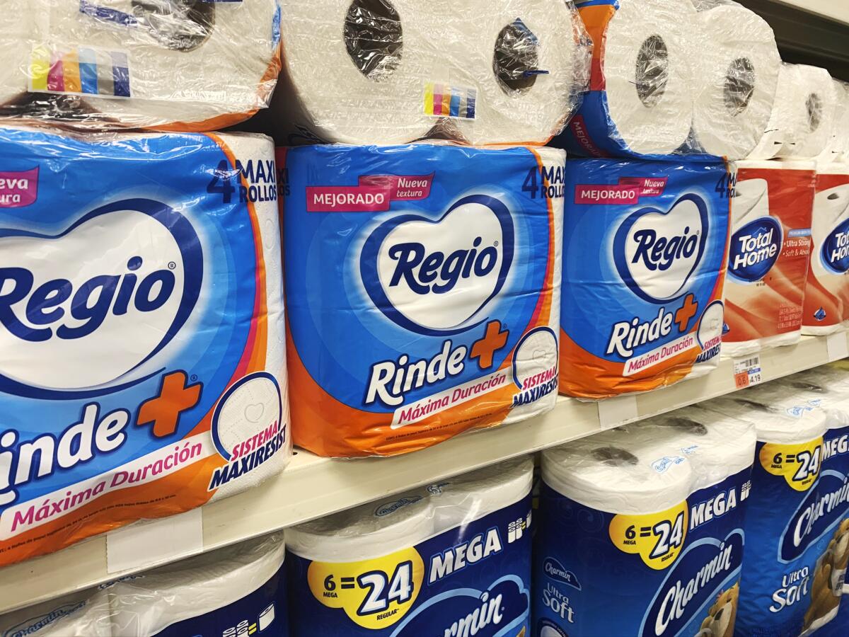 Regio, una marca mexicana de papel higiénico, a la venta en un CVS en Nueva York