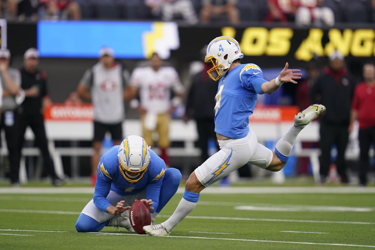 Chargers kicker Michael Badgley makes a field goal 