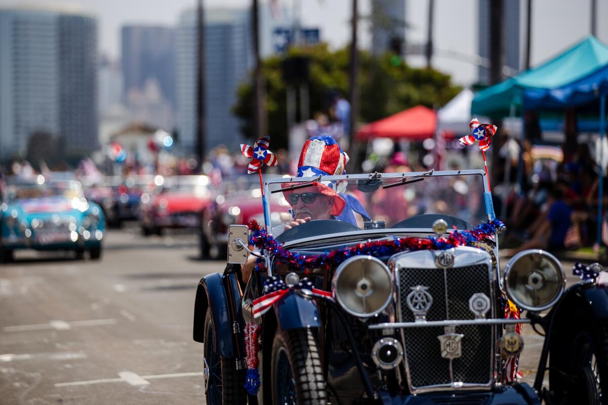 Return of Independence Day Parade stirs joy, gratitude on Coronado