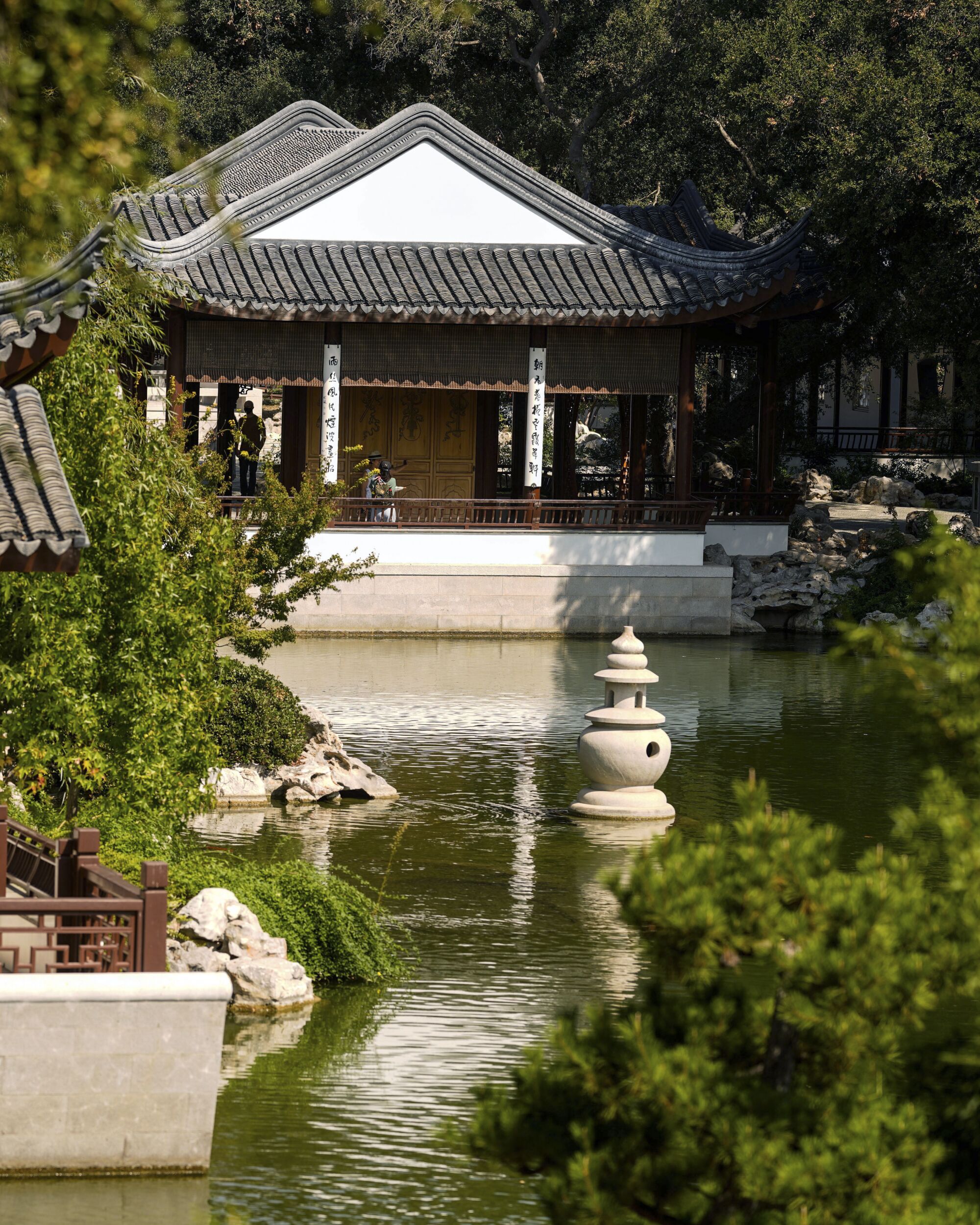 Huntington Kütüphanesi, Sanat Müzesi ve Botanik Bahçeleri'ndeki Çin Bahçesi