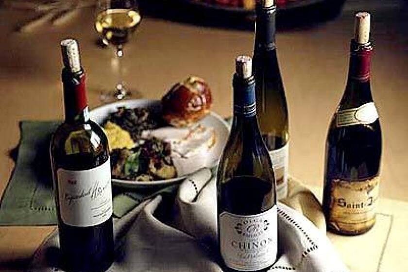 An unusual tasting challenged conventional wisdom about pairing wines with Thanksgiving foods.