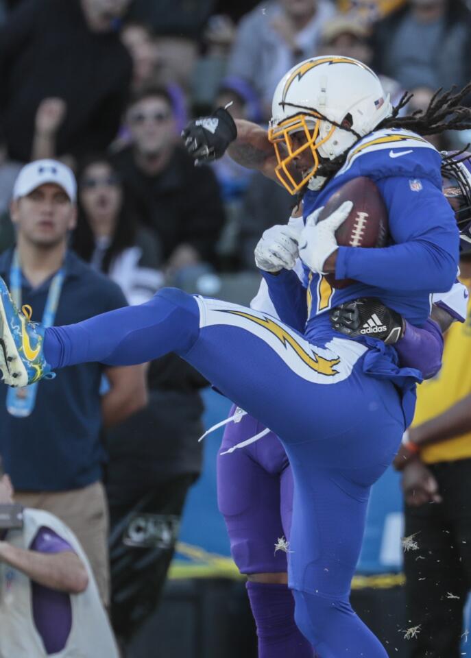 Chargers wide receiver Mike Williams hauls in a two-yard touchdown pass against the Minnesota Vikings.