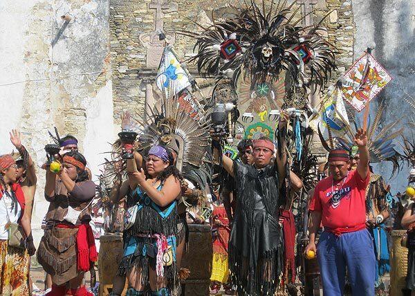 Dancers celebrate Aztec leader in Mexico