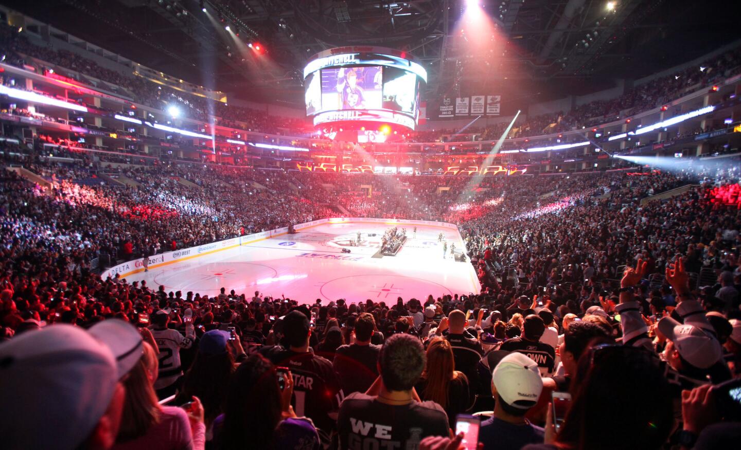 Kings fans celebrate the 2014 Stanley Cup