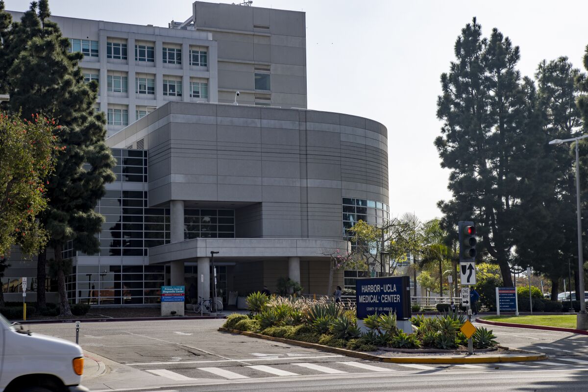 The exterior of Harbor-UCLA Medical Center.