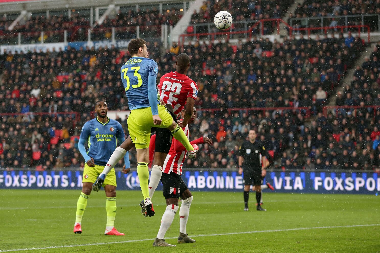 El Psv Manda En Holanda Antes De Recibir Al Granada Los Angeles Times