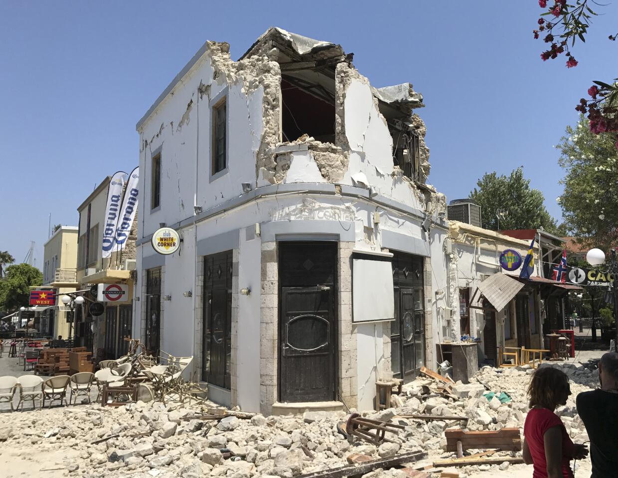 6.5 quake jolts Greece and Turkey