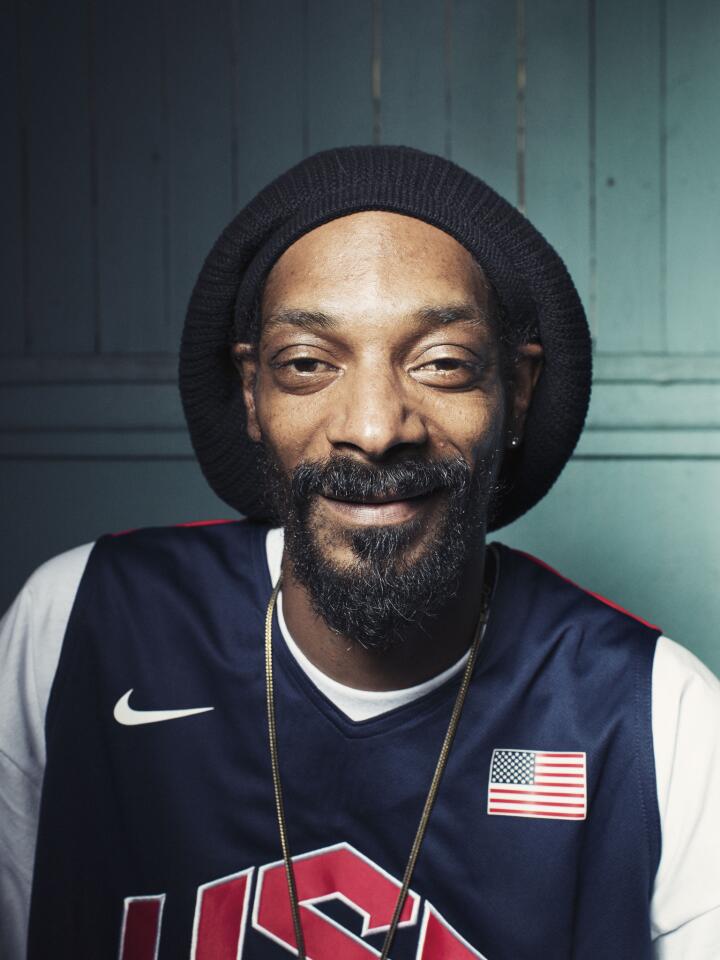 Rapper Snoop Dogg becomes Snoop Lion, wants to join 'Idol'