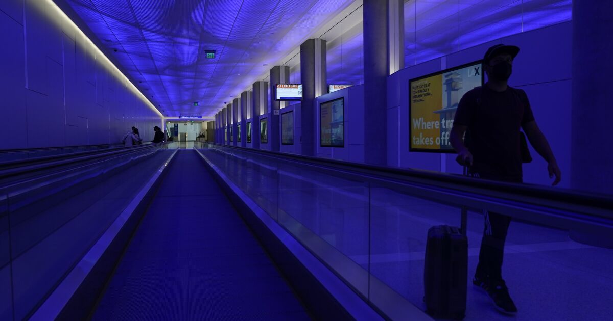 How to make traveling through LAX more bearable this summer