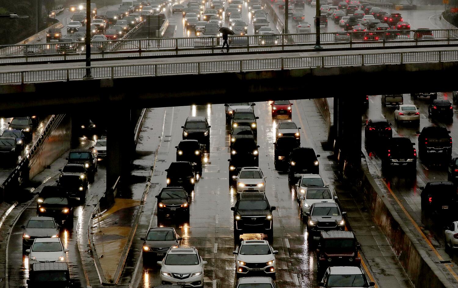 Rain expected to roll through Los Angeles next week