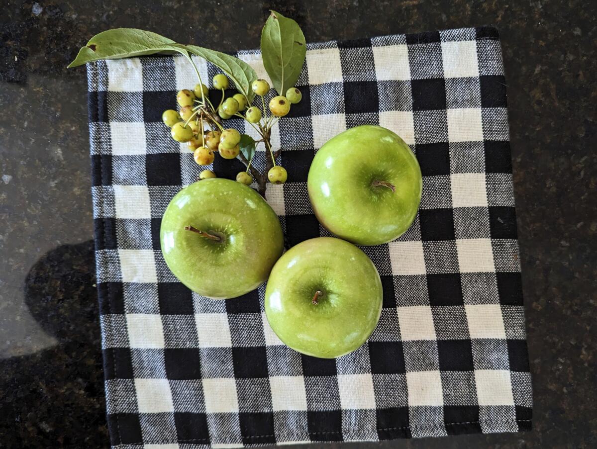 Tart Granny Smith apples are among the many varieties of the crunchy fruit.