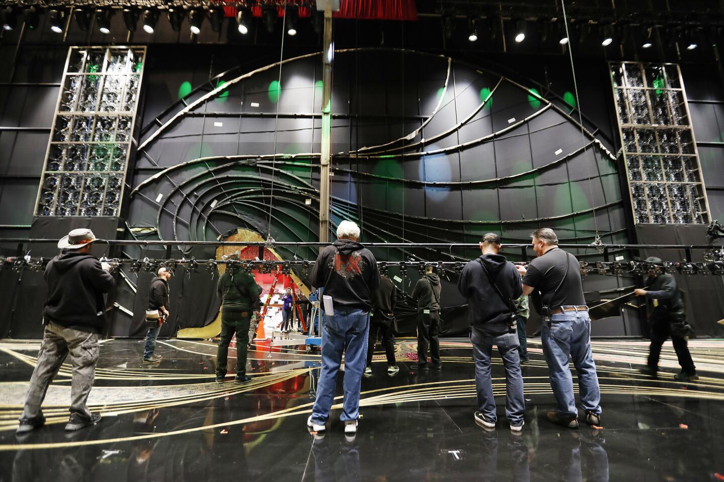 Preparations for the 2019 Oscars show