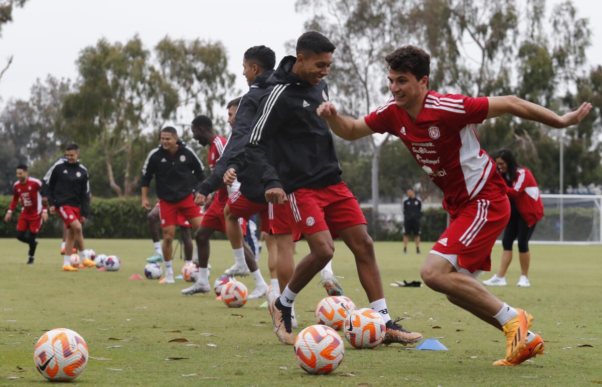 La selección tica entre 