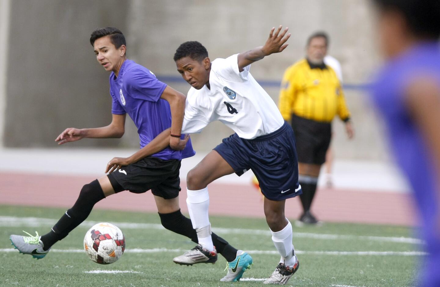 Photo Gallery: Crescenta Valley High School boys soccer vs. Hoover High School