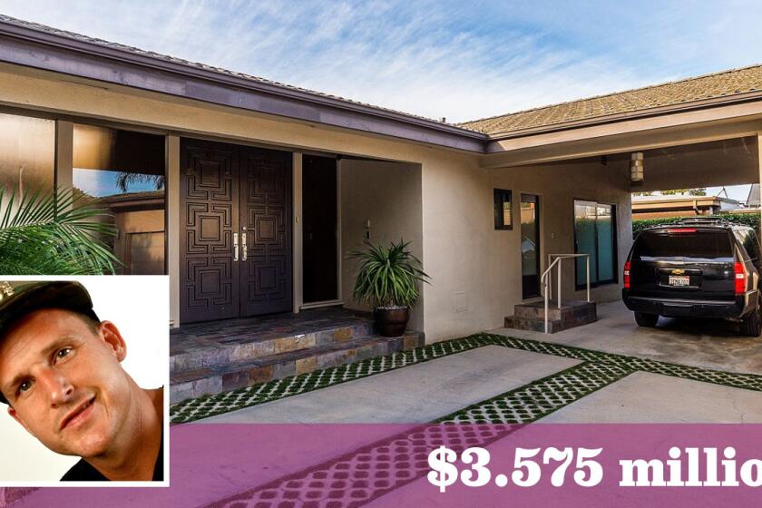 "Ridiculousness" host Rob Dyrdek has sold his home in Hollywood Hills West for $3.575 million.