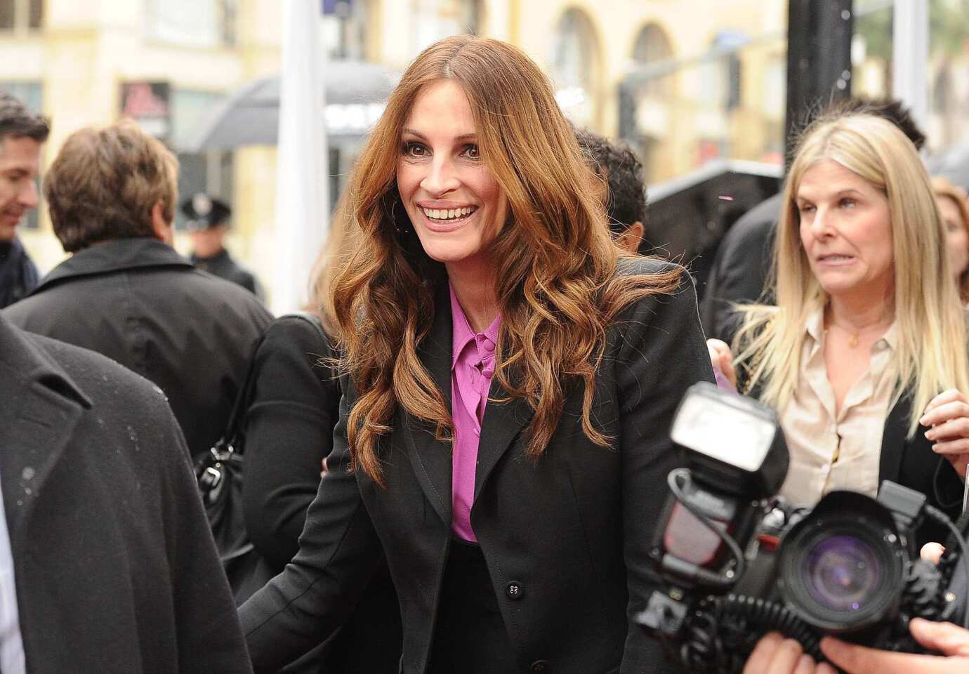 Julia Roberts is the evil queen who rules Snow White's kingdom and hopes to steal the prince.