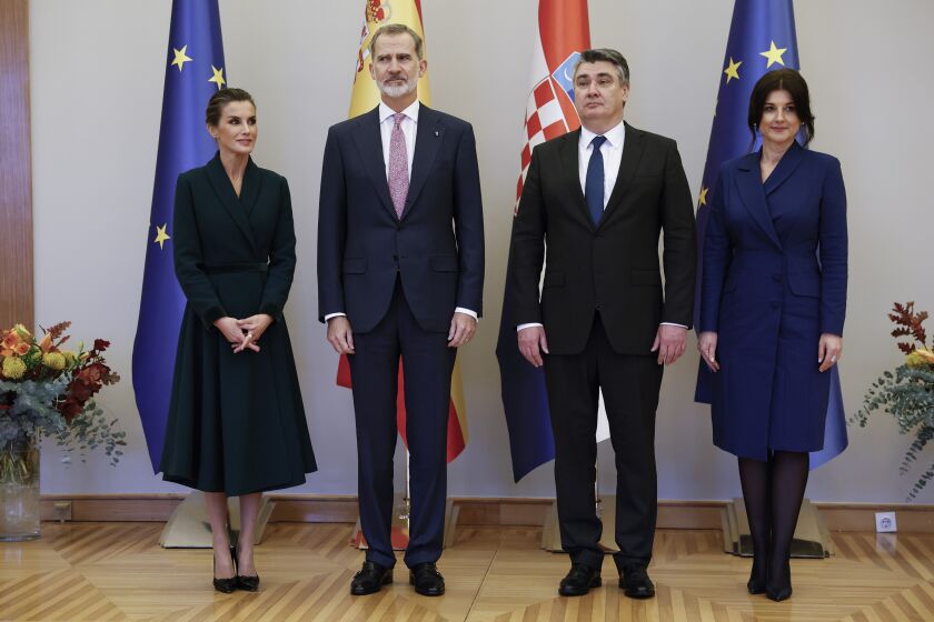 Los reyes de España son recibidos por el presidente de Croacia en Zagreb