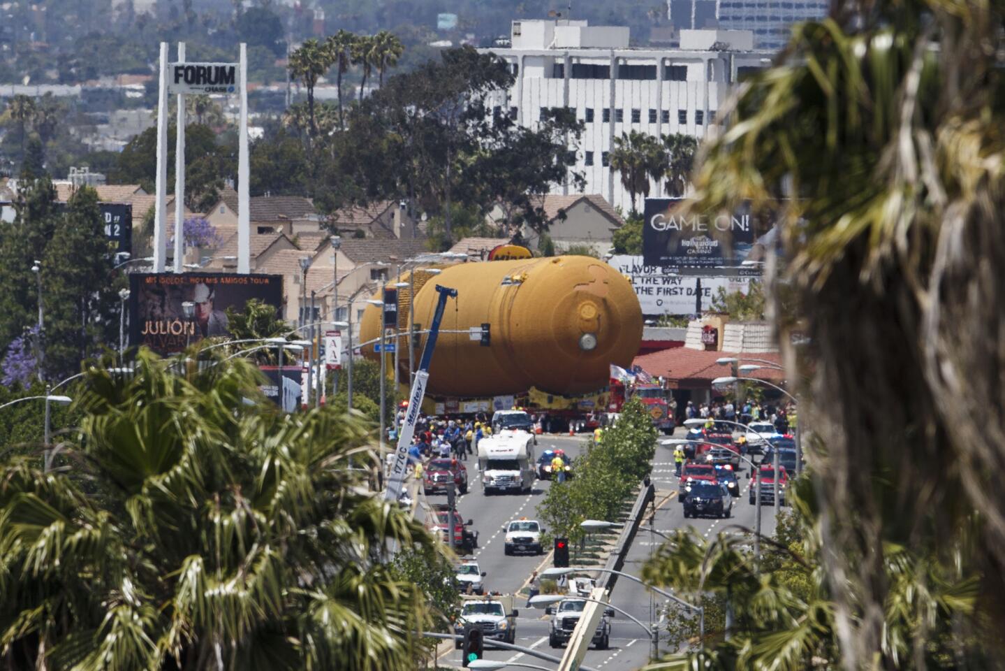 Shuttle fuel tank