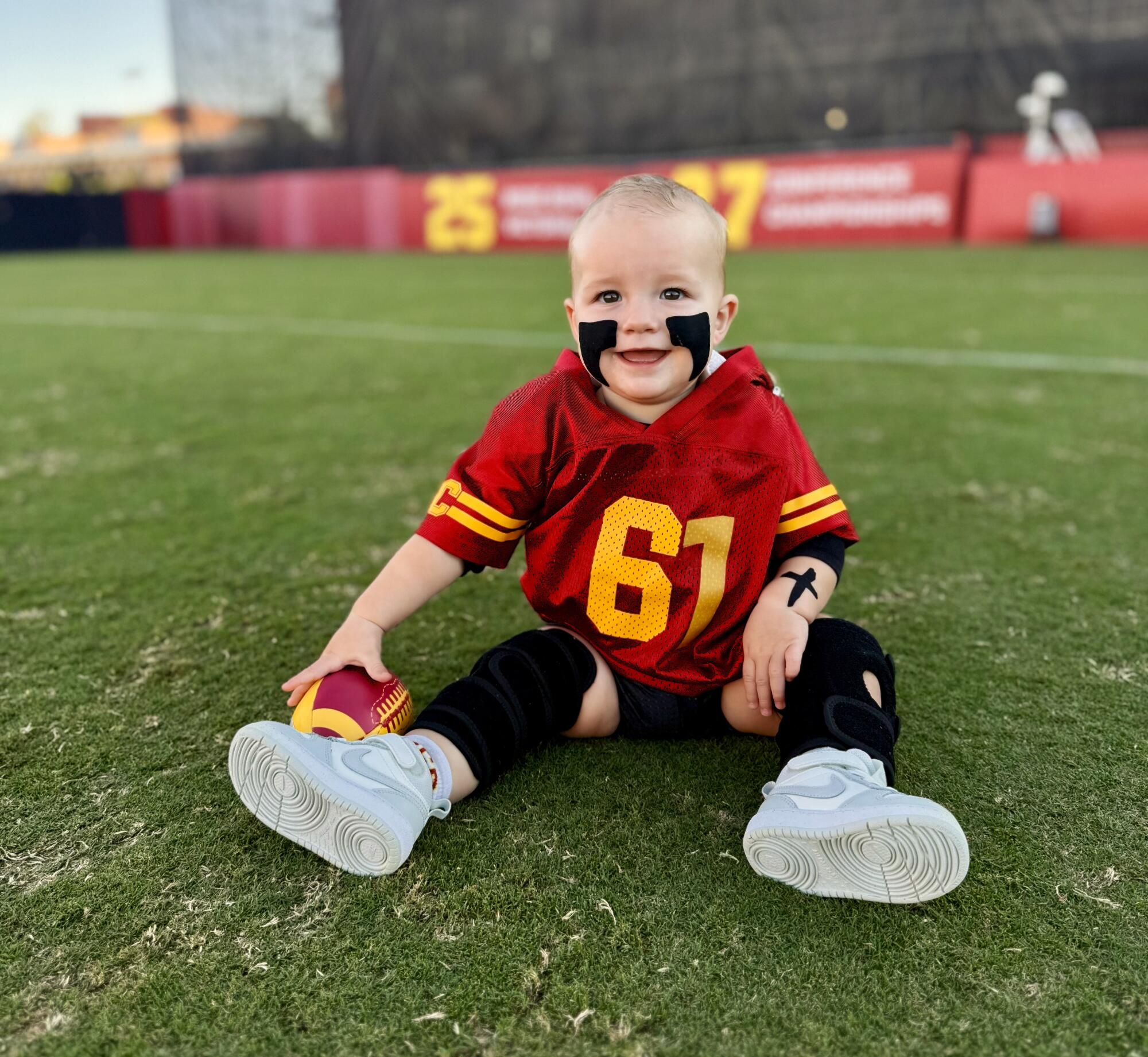 হ্যানসন পরিবারের সাথে দেখা করুন, ইউএসসির আক্রমণাত্মক লাইনের সাফল্যের রহস্য হ্যানসন পরিবারের সাথে দেখা করুন, ইউএসসির আক্রমণাত্মক লাইনের সাফল্যের রহস্য