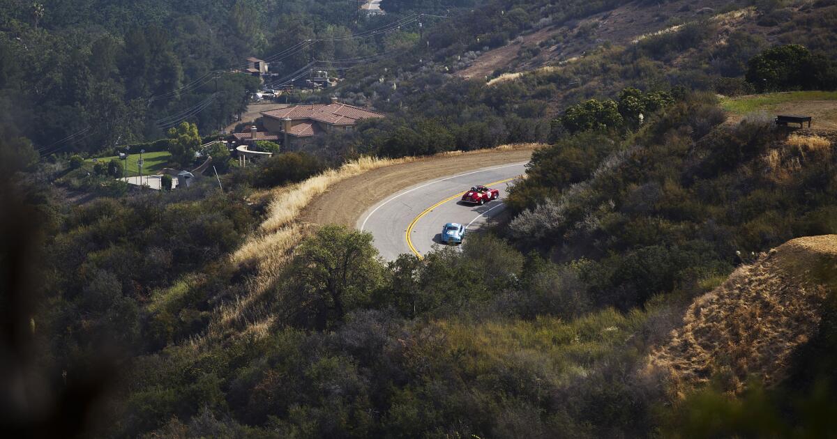 ‘The Snake’ stretch of Mulholland Hwy. reopens after 6 years ‘The Snake’ stretch of Mulholland Hwy. reopens after 6 years