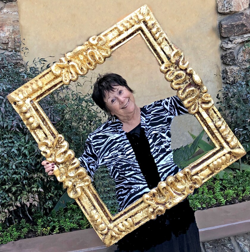 Jane Napier Neely on assignment for the Valley Sun.
