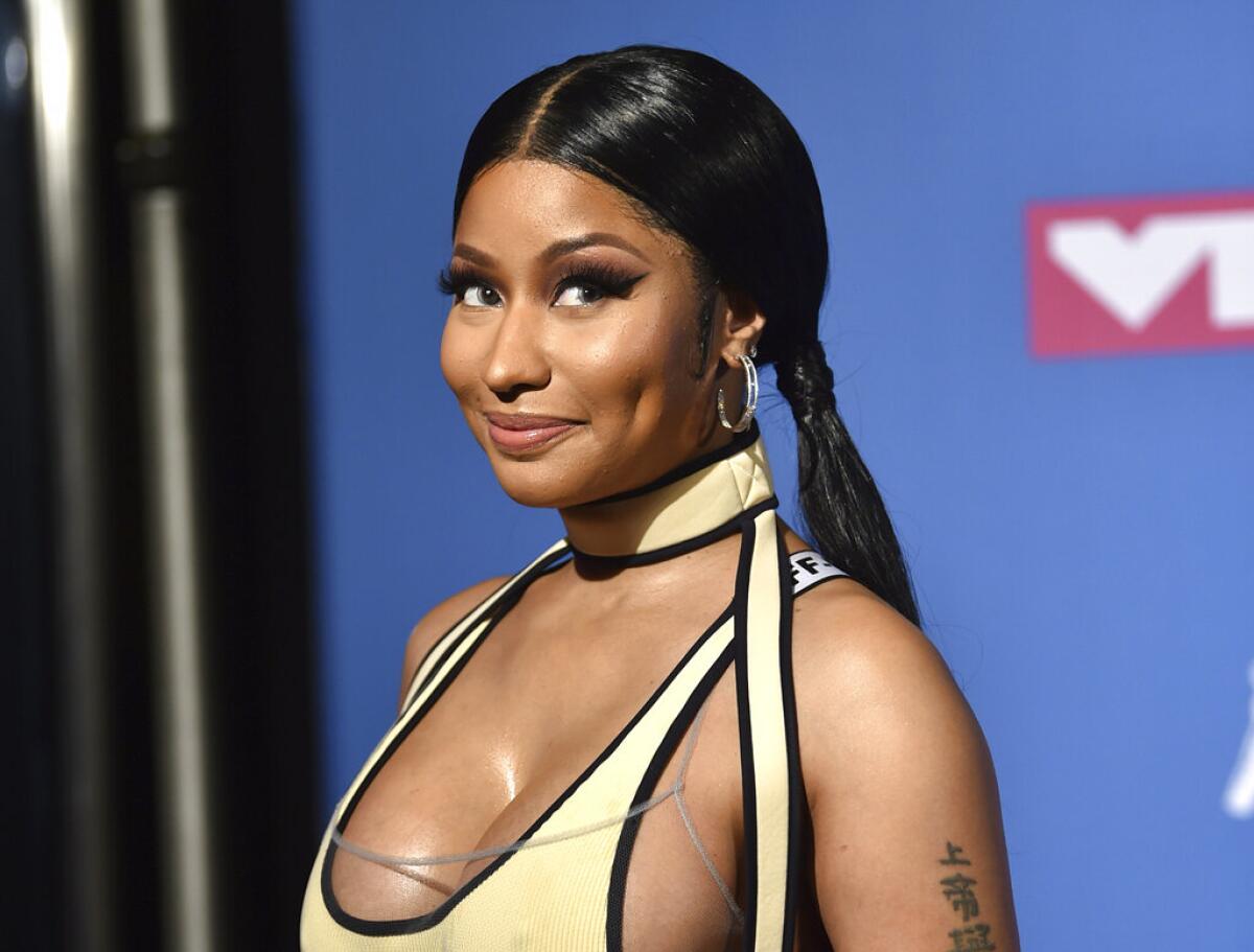 ARCHIVO - En esta foto la rapera Nicki Minaj posa en la ceremonia de los Premios MTV a los Videos Musicales en Nueva York.