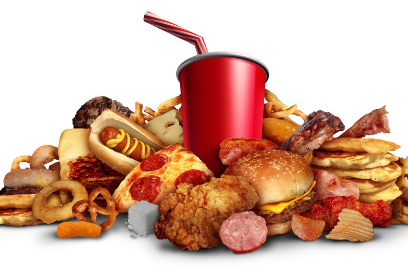 Illustration of a pile of fast food, depicting unhealthy, ultraprocessed food.