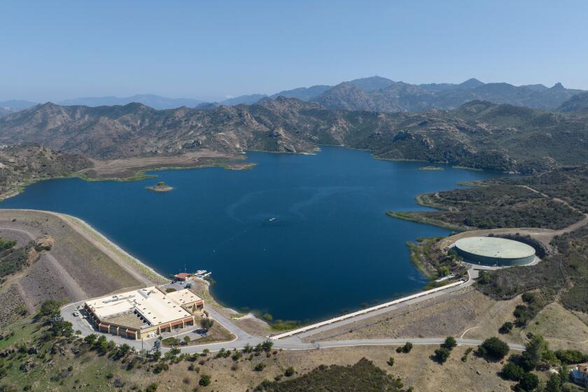 Westlake Village, CA - September 13: The Las Virgenes reservoir on Wednesday, Sept. 13, 2023 in Westlake Village, CA. (Brian van der Brug / Los Angeles Times)