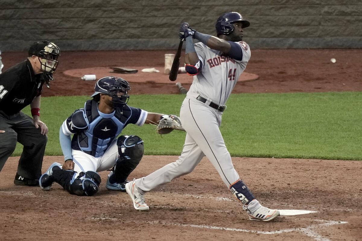 Video: Umpires make big mistake during Yordan Alvarez at-bat