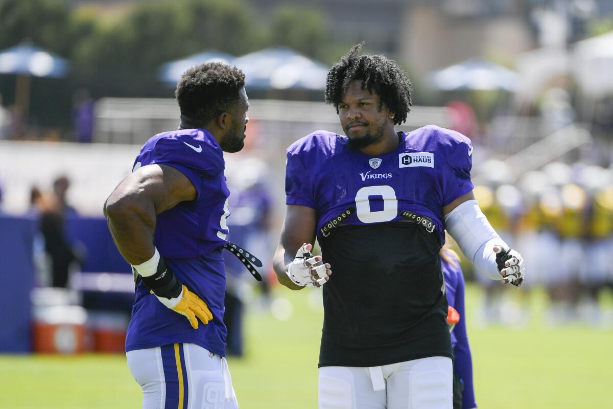 NFL: Patient Vikings start to show offensive identity