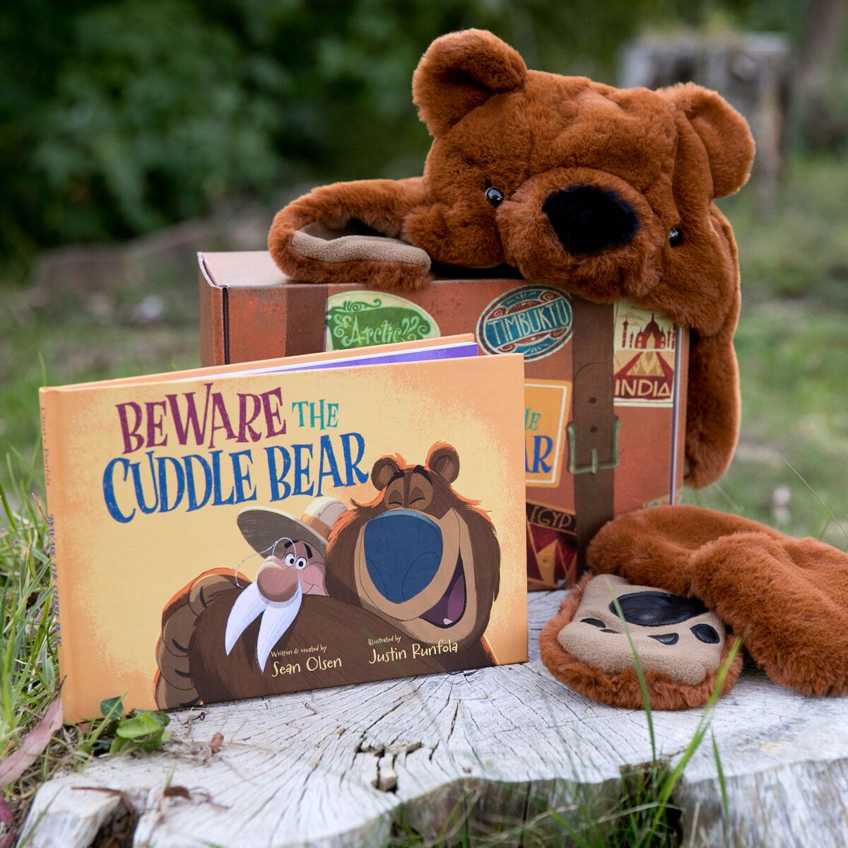 Children's book by Sean Olsens Beware of the Hug Bear.