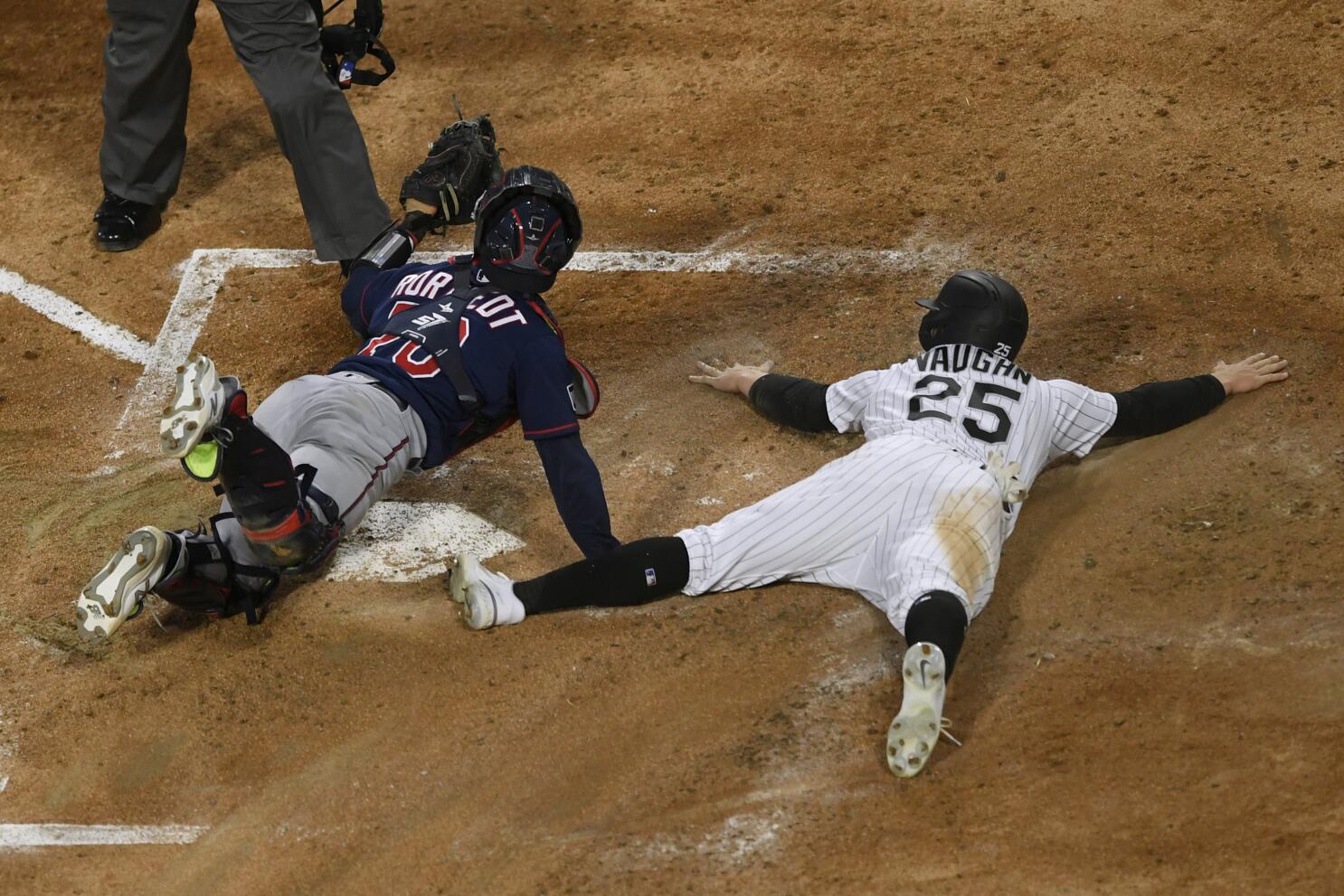 Yasmani Grandal Receiving Mechanics 