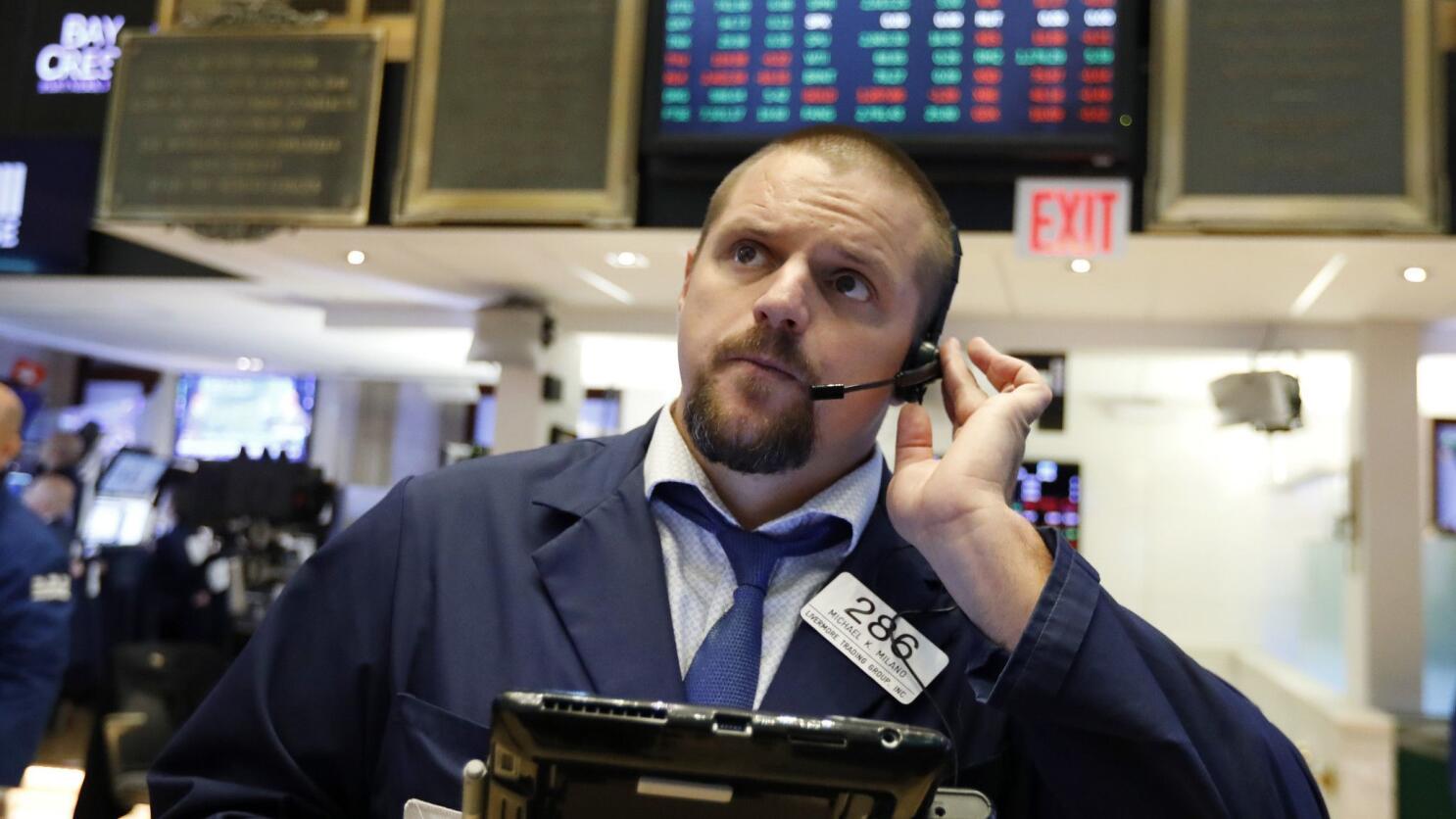 Stocks rise, pushing Dow and S&P 500 to new record highs - Los