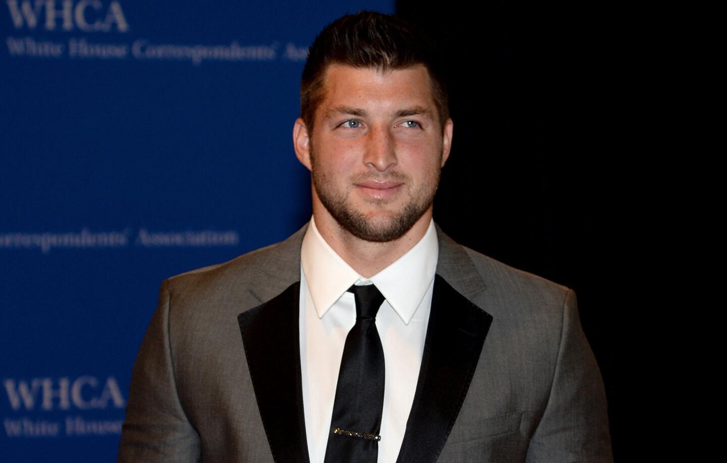 Tebow arrives at the White House