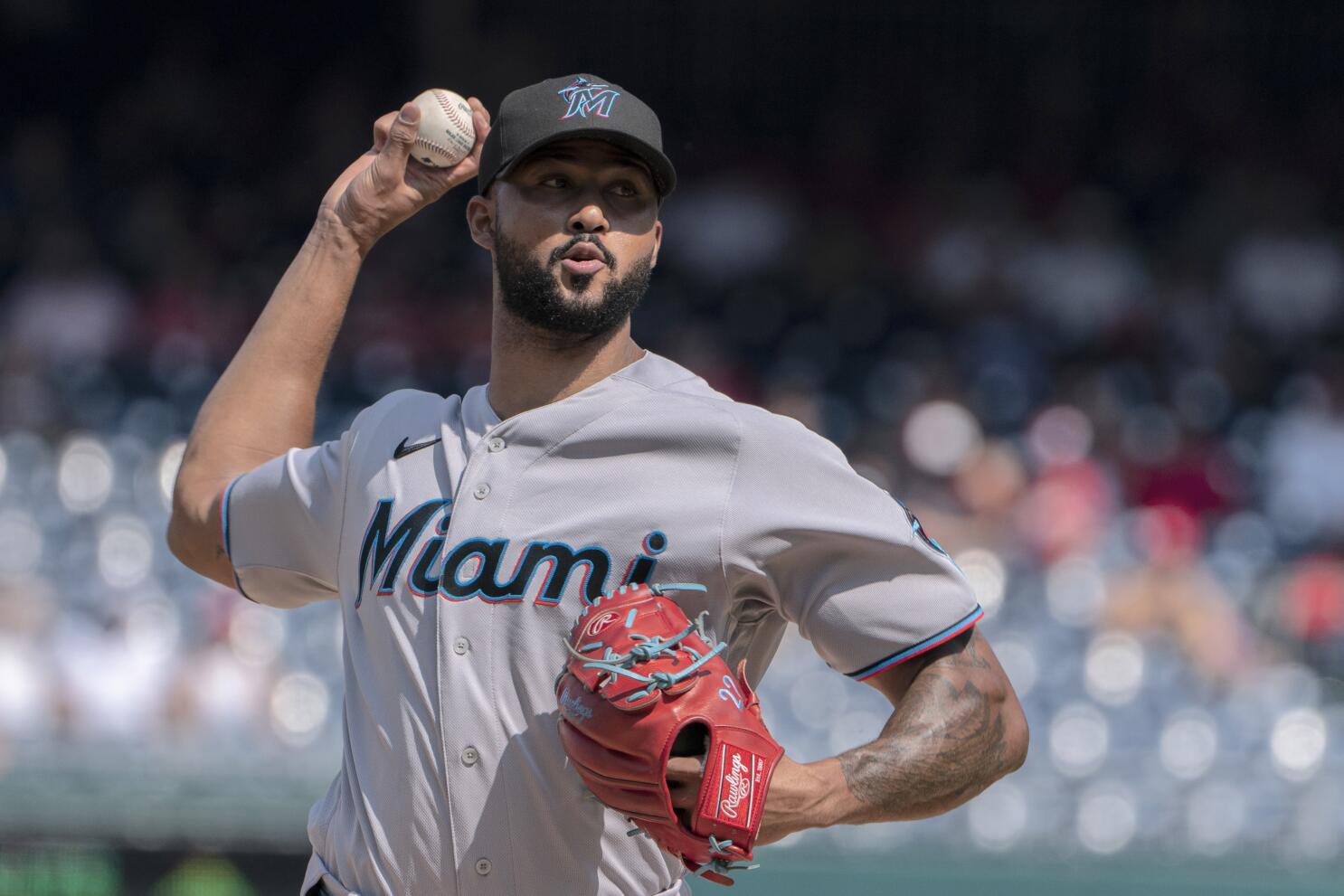 Alcantara's 5th complete game lifts Marlins over Nats 3-1